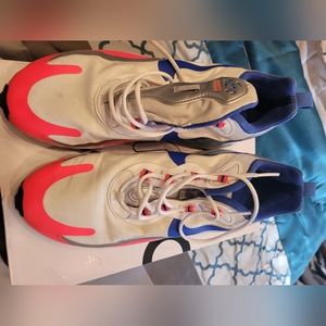 Air Max 270 reaction